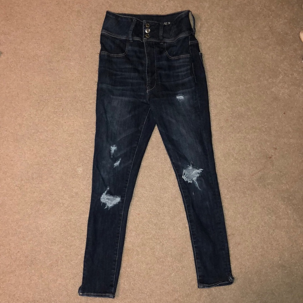 super high rise AE jeans size 6 short